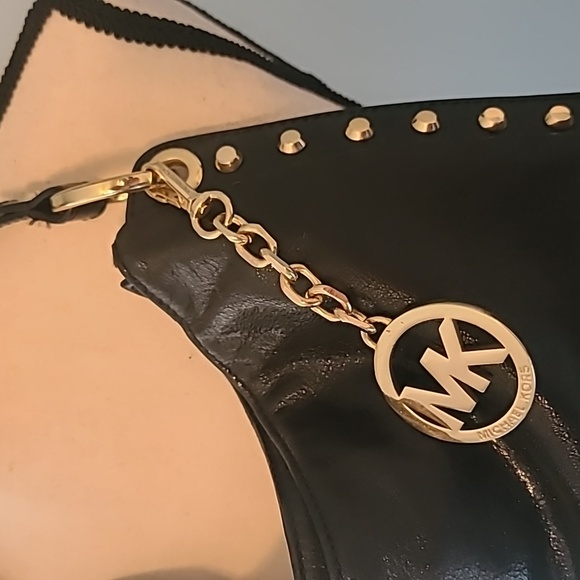 SALE Michael Kors Black Handbag - Picture 5 of 9